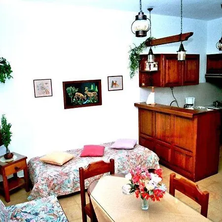 Aparthotel Eleni 2*